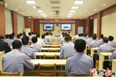 深入推进扫黑除恶91香蕉视频污版下载专项斗争的关键时刻